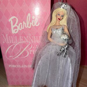 AVON 2000 Barbie Millennium Bride Ornament (Porcelain)